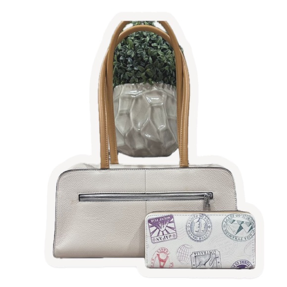 Bostanten Shoulder Bag NWOT w/Sasha New York wallet stuffed with amazing items - Picture 2 of 14